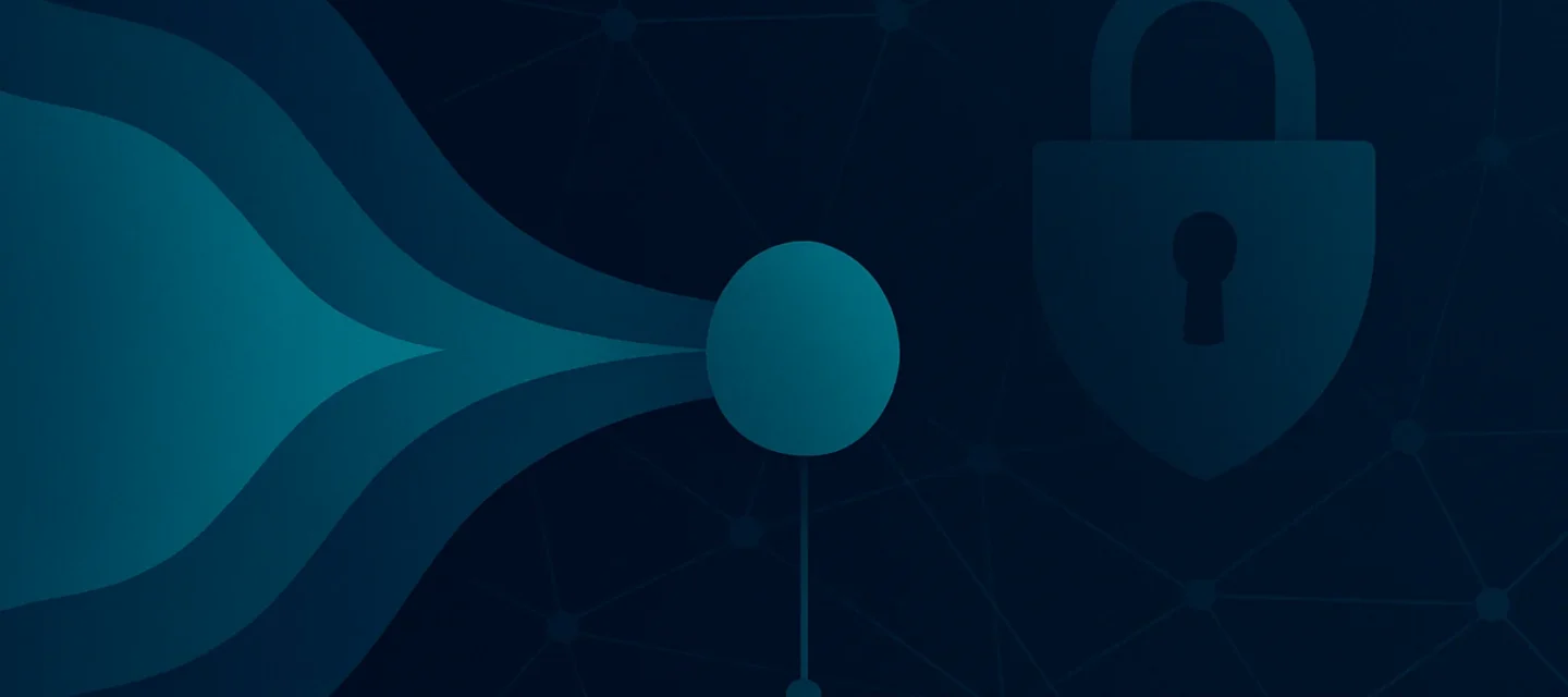 Ilustracija ščita in opozorilne ikone ob logotipu Fortinet, ki simbolizira kritično ranljivost v FortiClient EMS